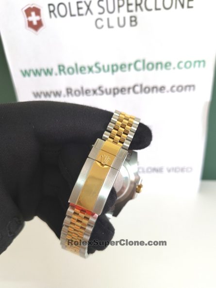 Rolex GMT Master II 2023 Two Tone Jubilee Bracelet Super Clone Swiss Replica Watch | Ref 126713GRNR | 3285 Swiss Movement - Image 8