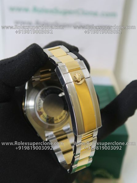 Rolex Sea-Dweller 43mm Two Tone Super Clone Swiss Replica Watch | Ref 126603 | 3235 Swiss Movement - Image 7